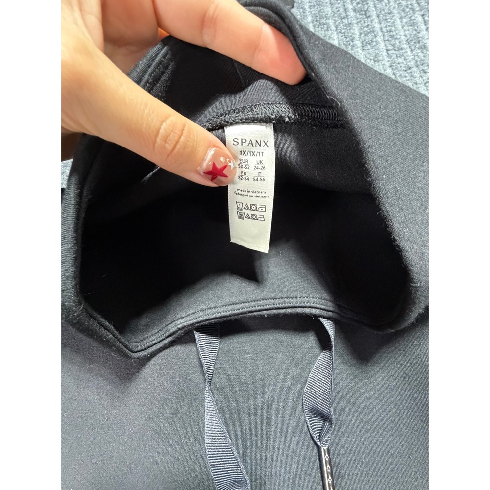 Spanx AirEssentials Sweatshirt Women 1X  Mock Neck Cropped Pullover Travel - Picture 2 of 4